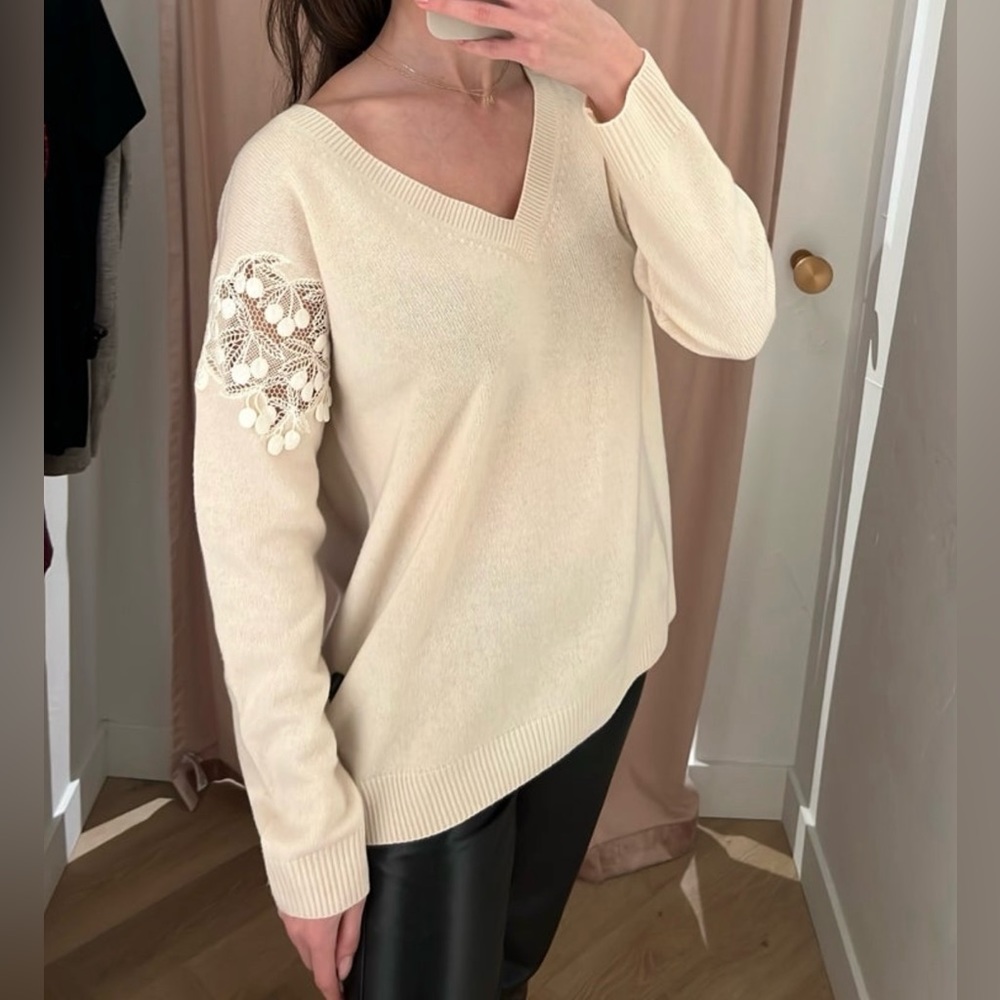 CHLOE Pointelle-Knit beige lace sleeve v neck sweater